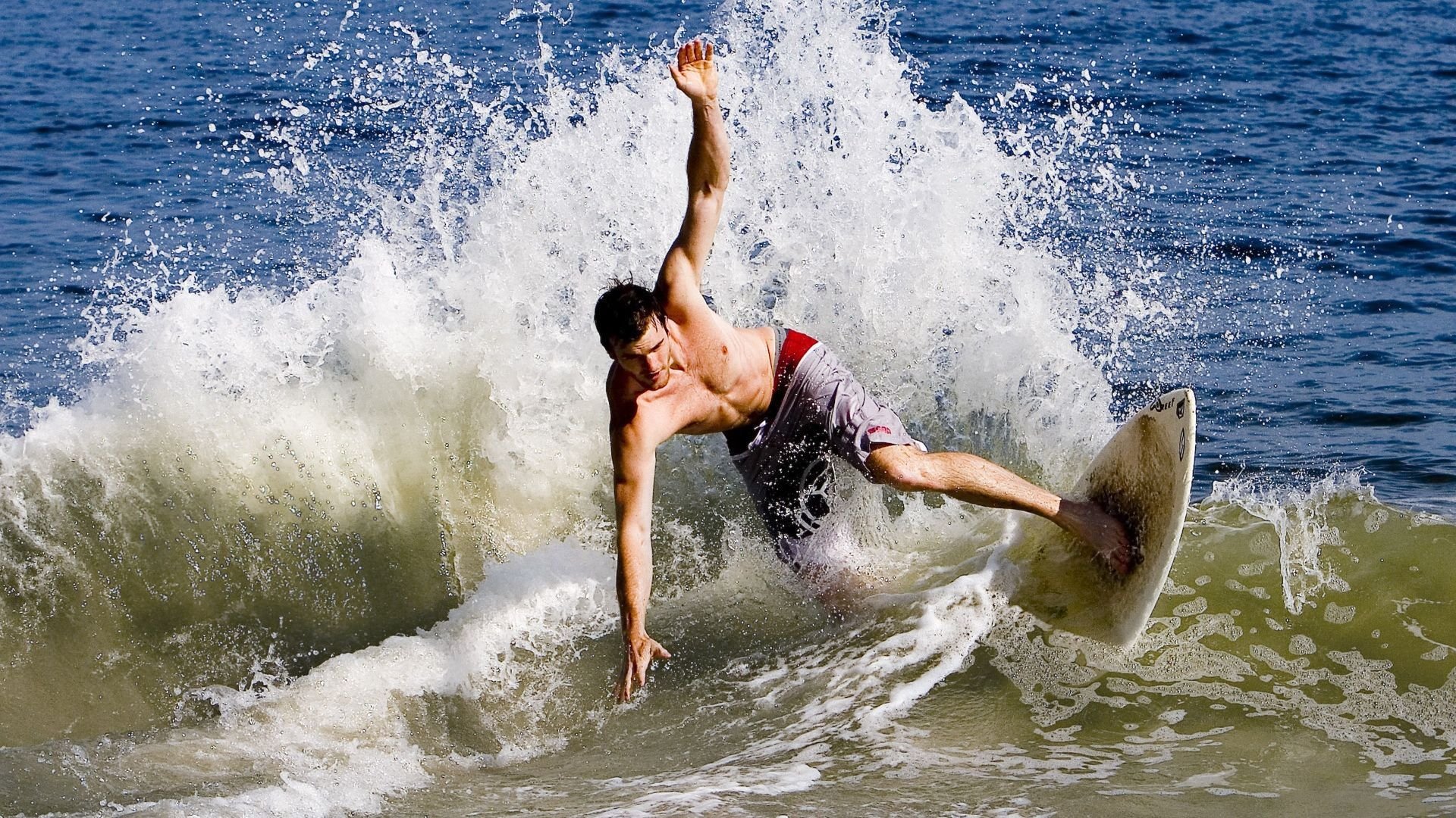 逆风高飞:那些用信念改变命运的足球战士